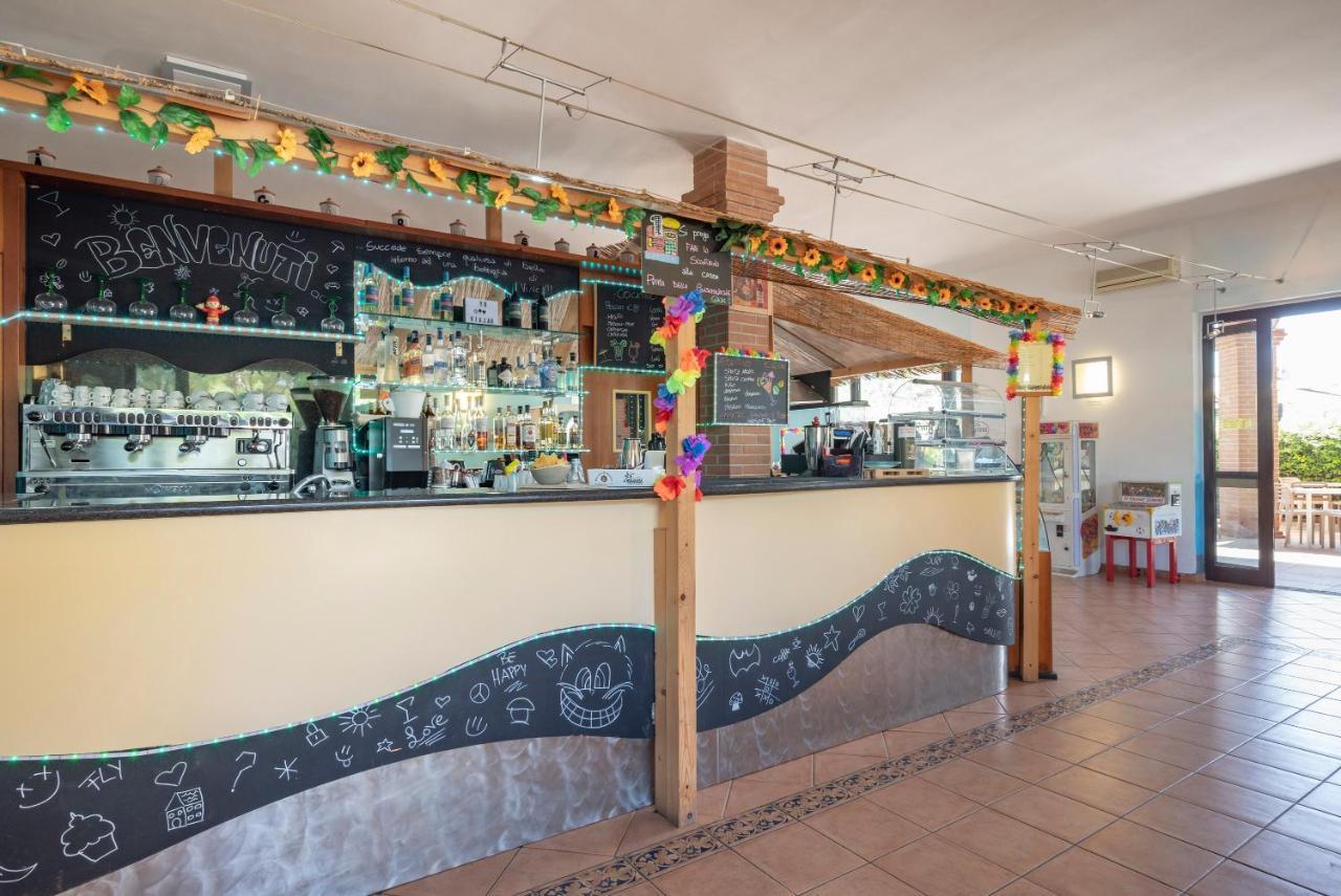 吉拉索尔乡村酒店 福洛尼卡 外观 照片